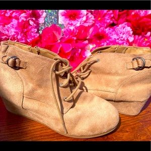 Girls brown ankle booties